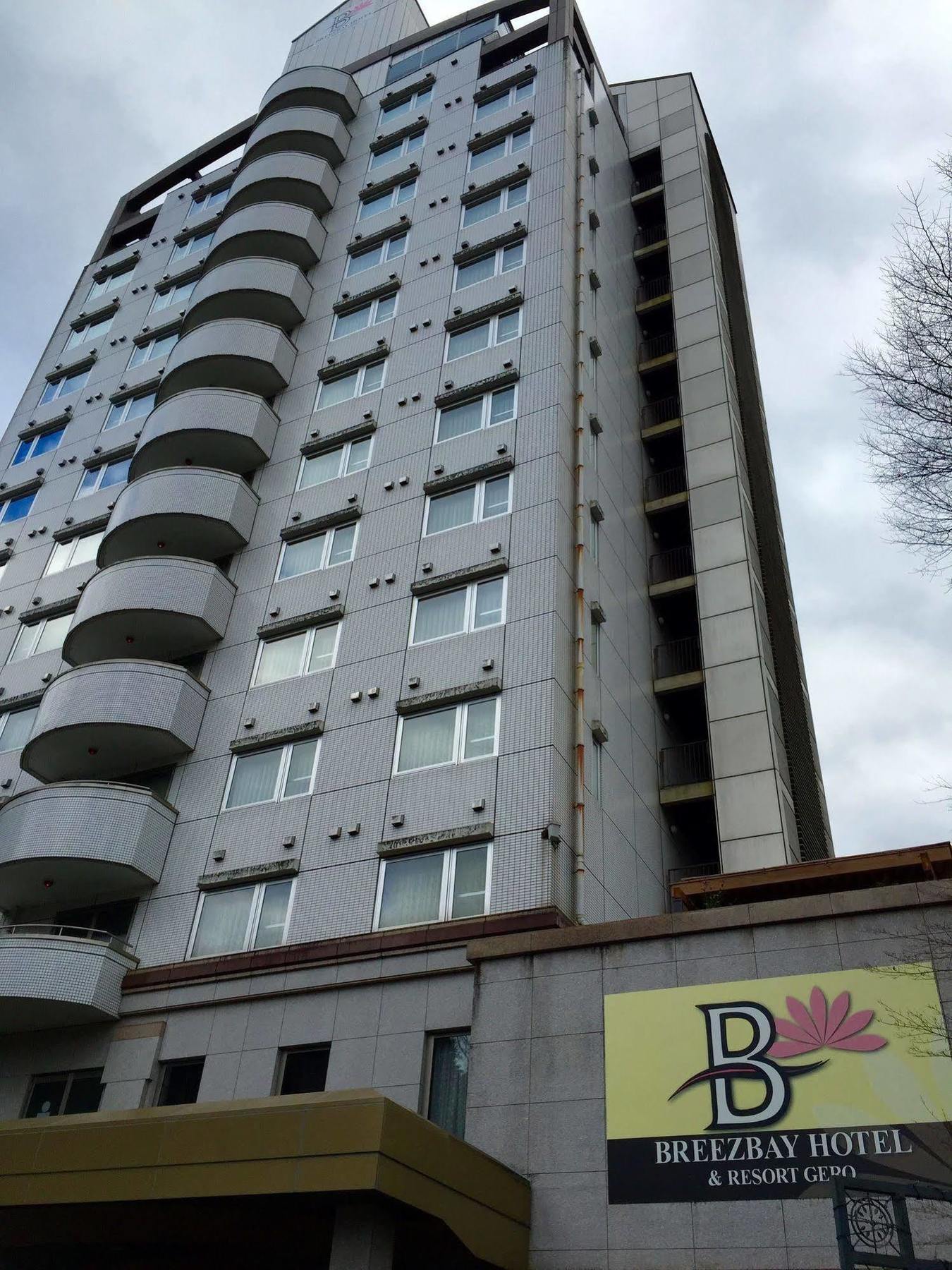 Breezbay Hotel & Resort Gero Exterior photo